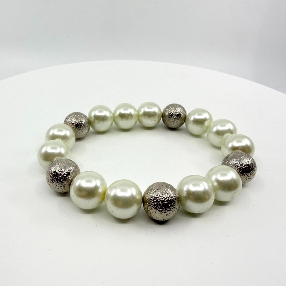 Vintage White Faux Pearl Silver Tone Stretch Bracelet Boho Glam